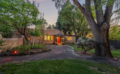 House in Taos, New Mexico, United States 1