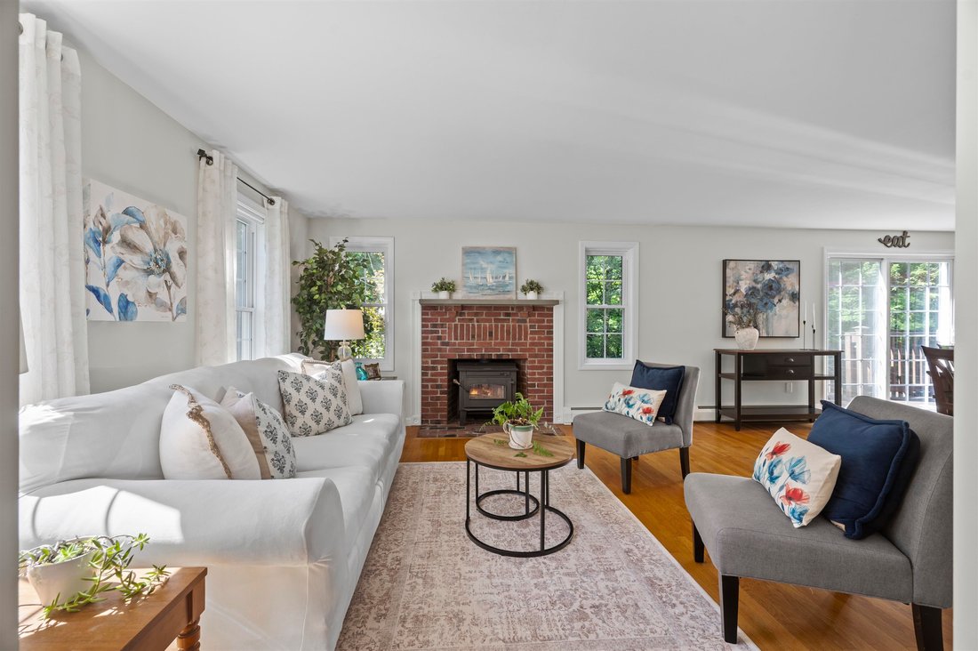 House in Kensington, New Hampshire, United States 4 - 18274795