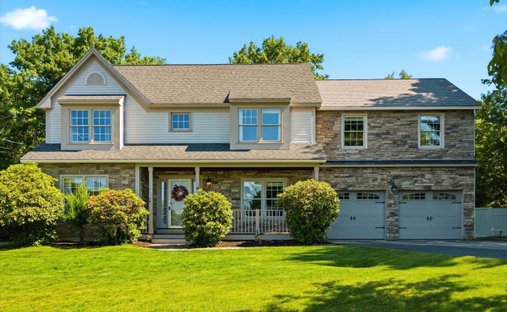 House in Manchester, New Hampshire, United States 1