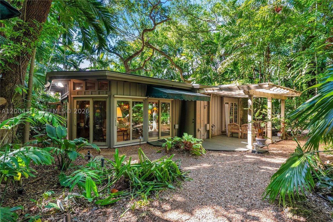 House in Miami, Florida, United States 3 - 17722553