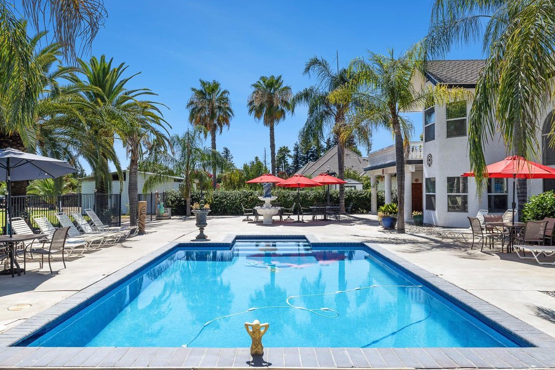 House in Fresno, California, United States 3 - 18273420