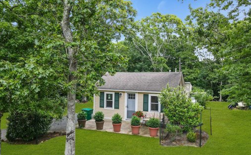 House in Hampton Bays, New York, United States 1