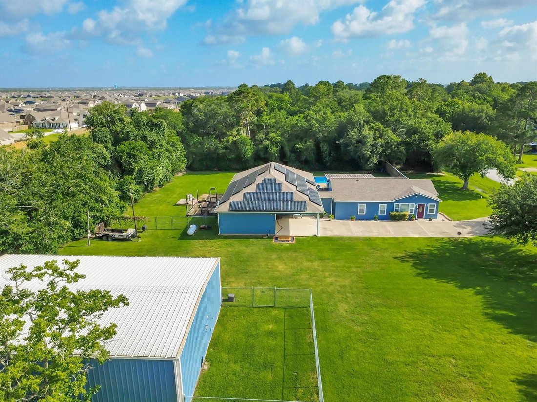 House in Dickinson, Texas, United States 4 - 18275038