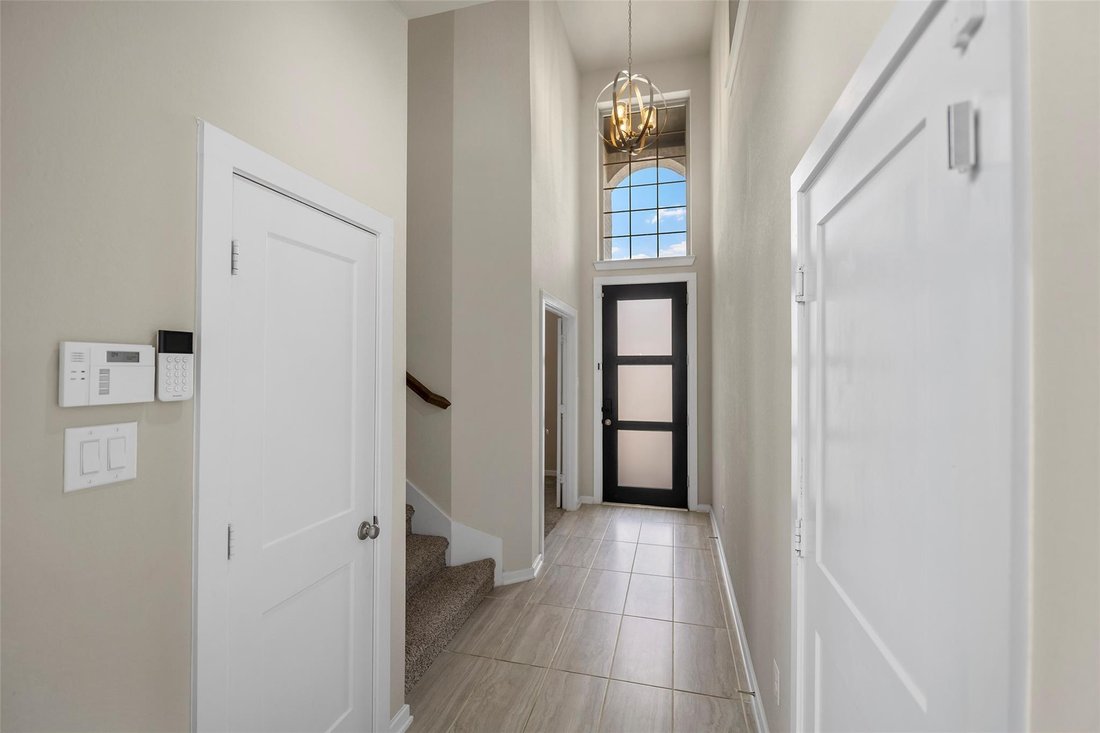 House in Houston, Texas, United States 5 - 18275094
