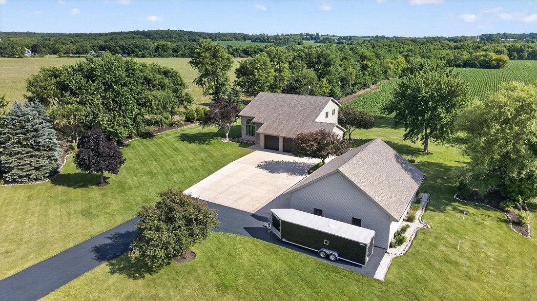 House in Janesville, Wisconsin, United States 3 - 18276245