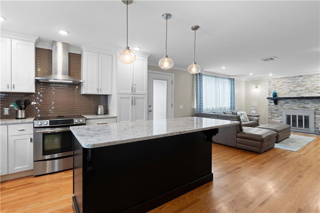 House in Bristol, Rhode Island, United States 5 - 18272396