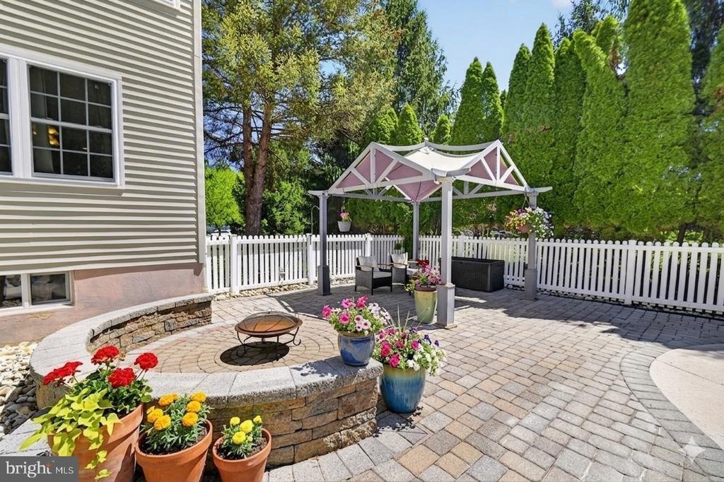 House in Robbinsville Township, New Jersey, United States 3 - 18276342