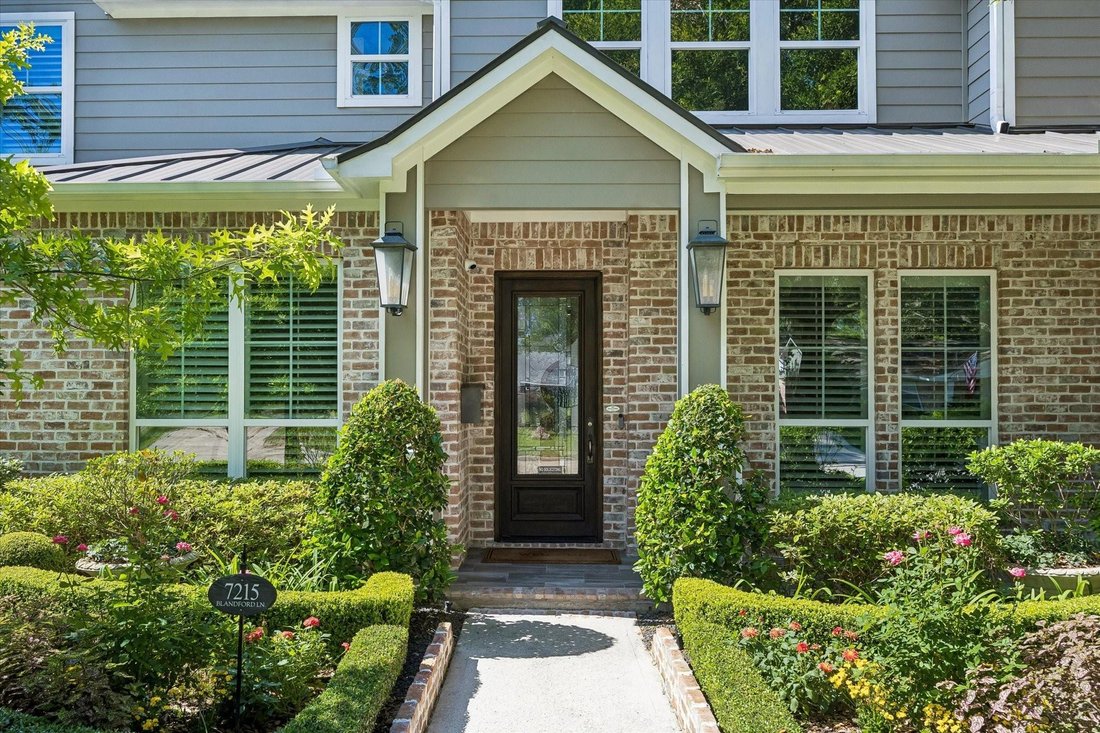 House in Houston, Texas, United States 4 - 18270829
