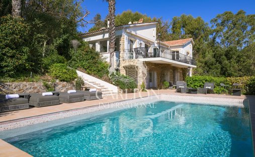 Villa in La Maure-Super Cannes, Vallauris, France 1