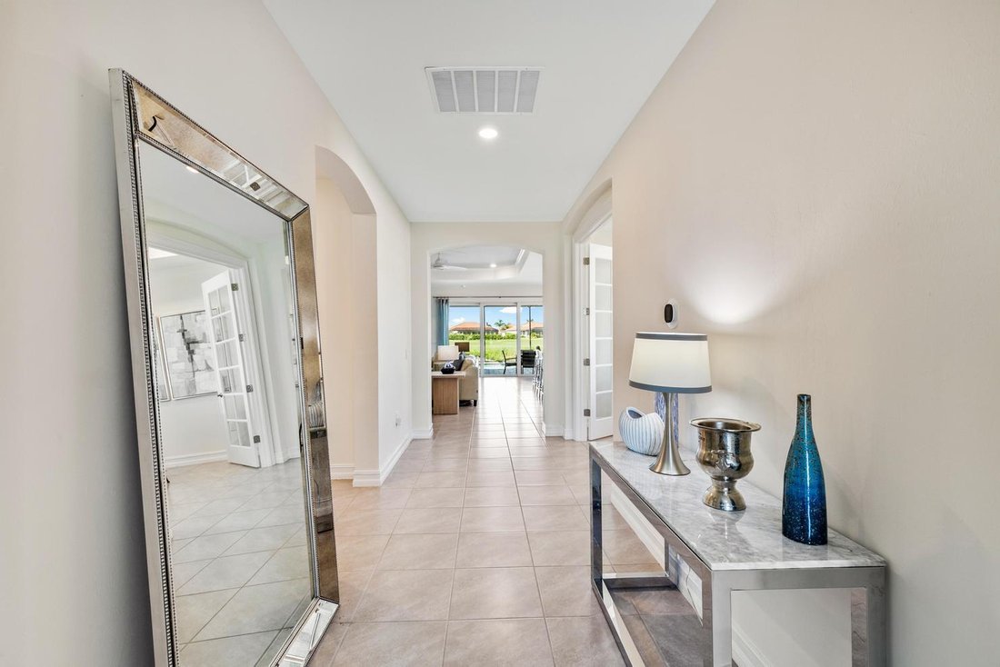 House in Naples, Florida, United States 3 - 18273394