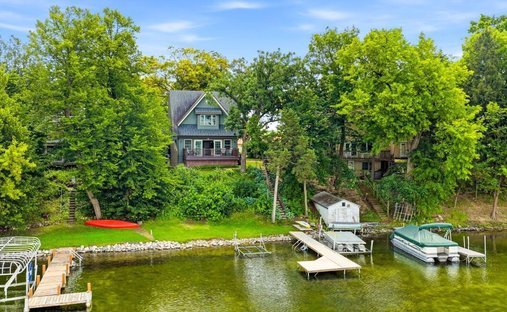 House in Okauchee Lake, Wisconsin, United States 1