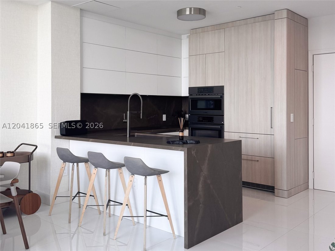 Condo in Miami, Florida, United States 2 - 18273712