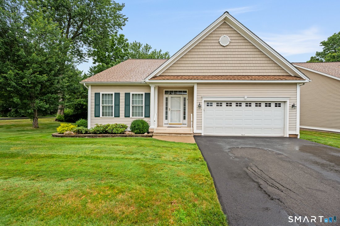 Condo in Rocky Hill, Connecticut, United States 1 - 18275315