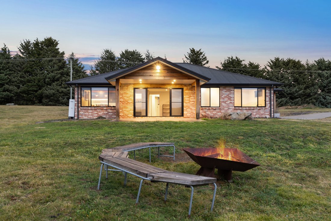 Country House in Jindabyne, New South Wales, Australia 4 - 18276591