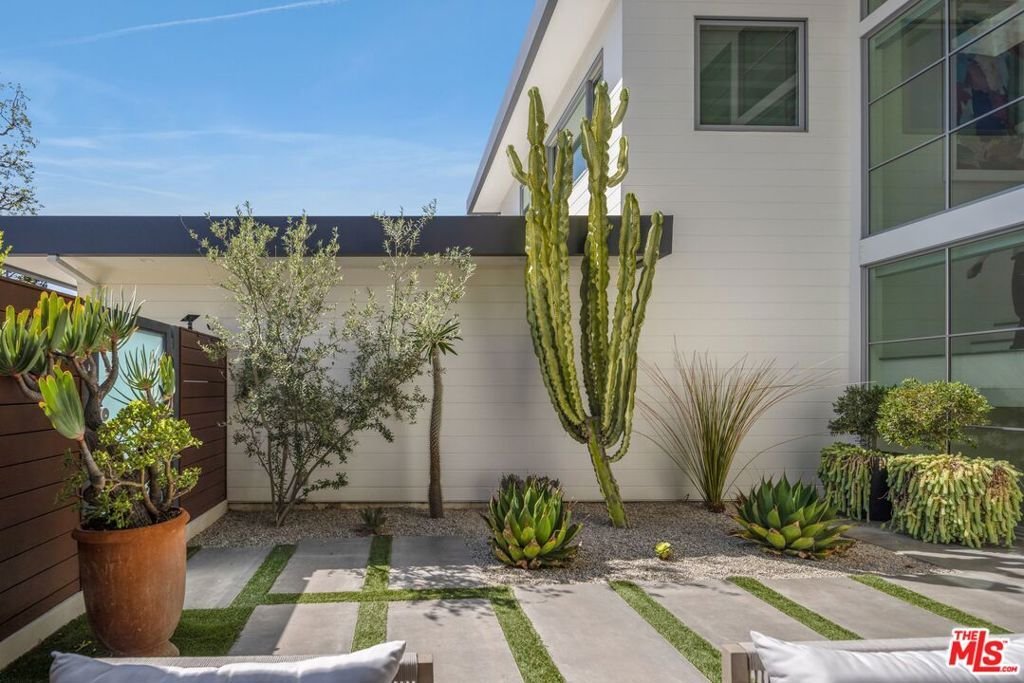 House in Los Angeles, California, United States 5 - 18273827