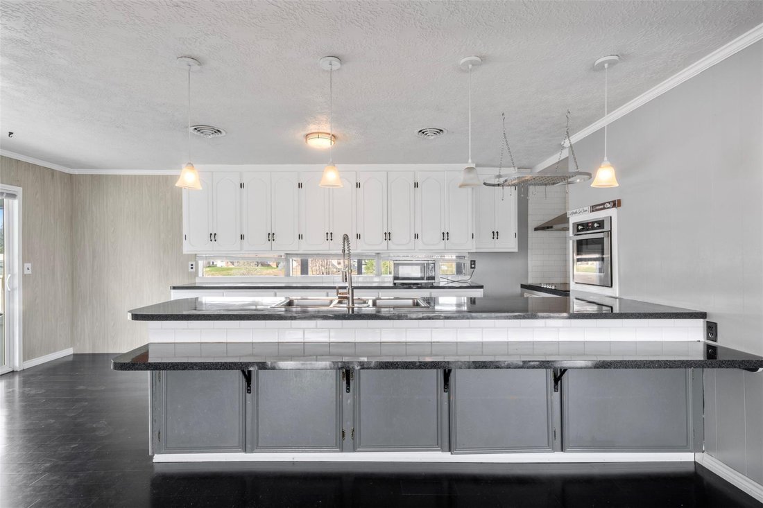 House in Livingston, Texas, United States 5 - 18275084