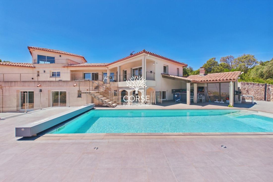 Villa in Bonifacio / Bunifaziu, Corsica, France 2 - 18275570