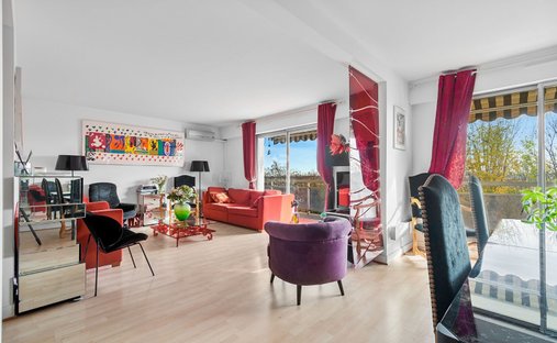 Apartment in Centre, Le Pecq, France 1