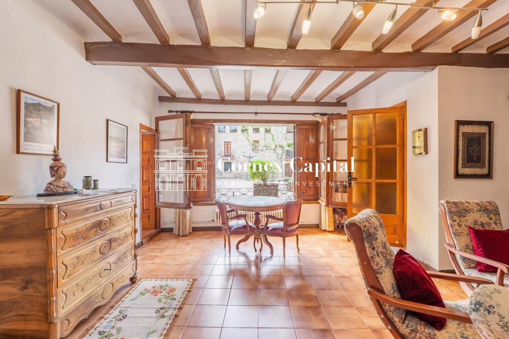 Townhouse in Sant Llorenc de la Muga, Catalonia, Spain 3 - 18278225