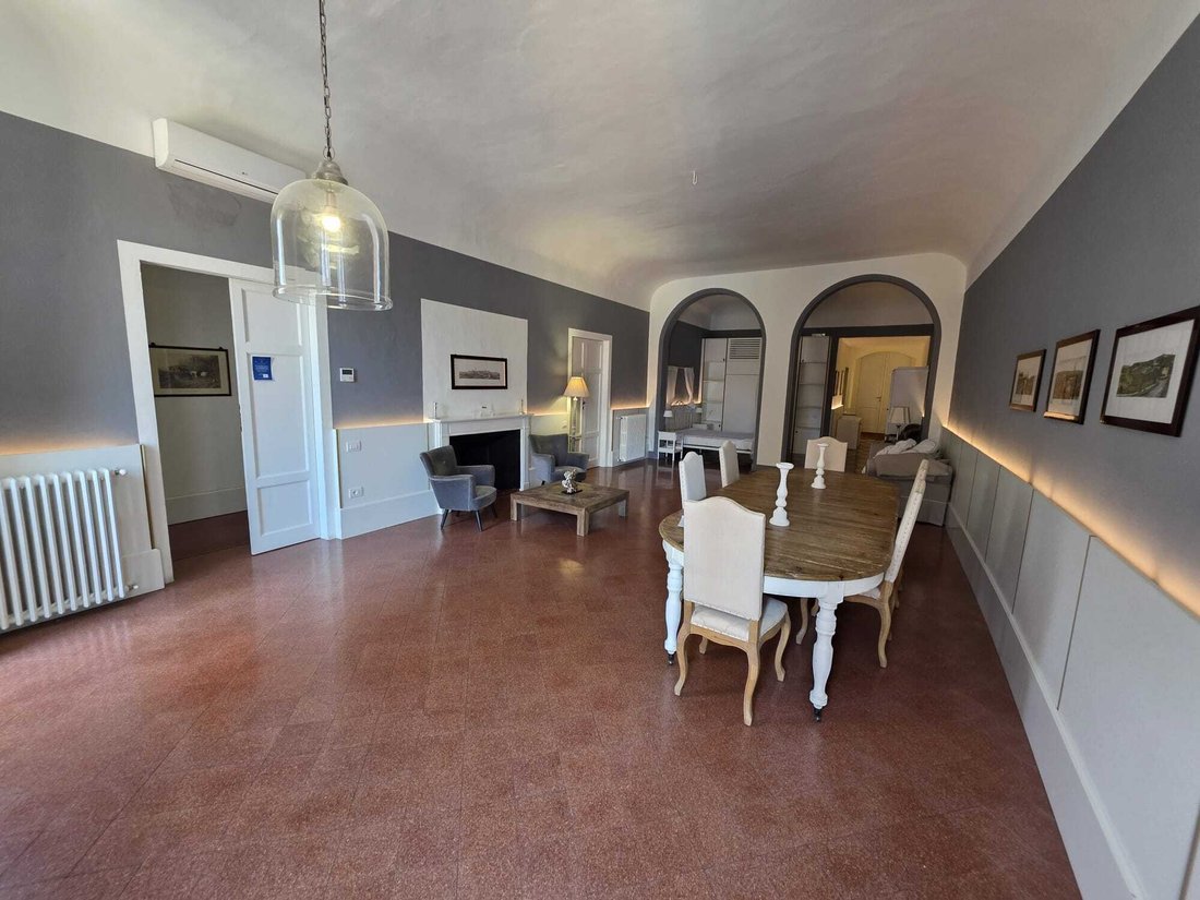 Apartment in Historic Center, Siena, Tuscany 4 - 18276775