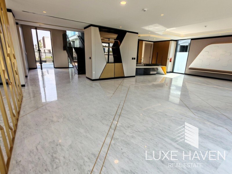 Villa in Hadaeq Sheikh Mohammed Bin Rashid, Dubai, United Arab Emirates 3 - 18277370