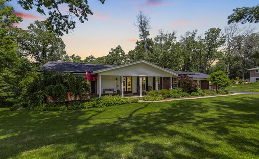 House in Sunset Hills, Missouri, United States 1