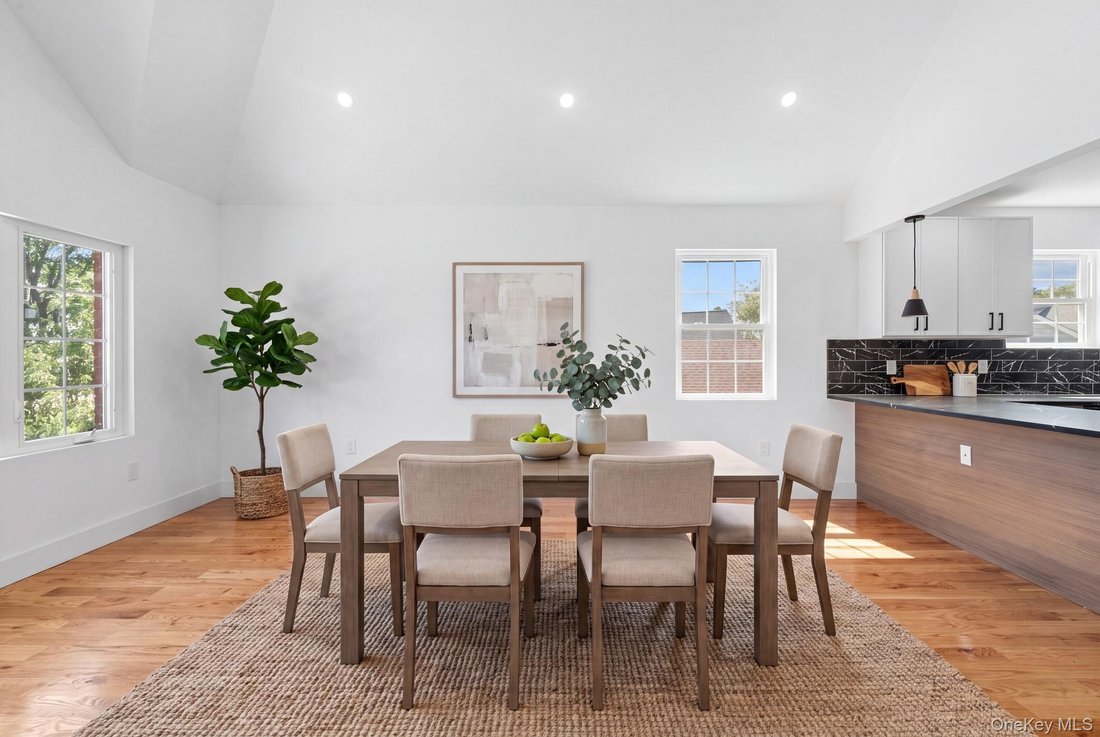 House in New York, New York, United States 3 - 18277080