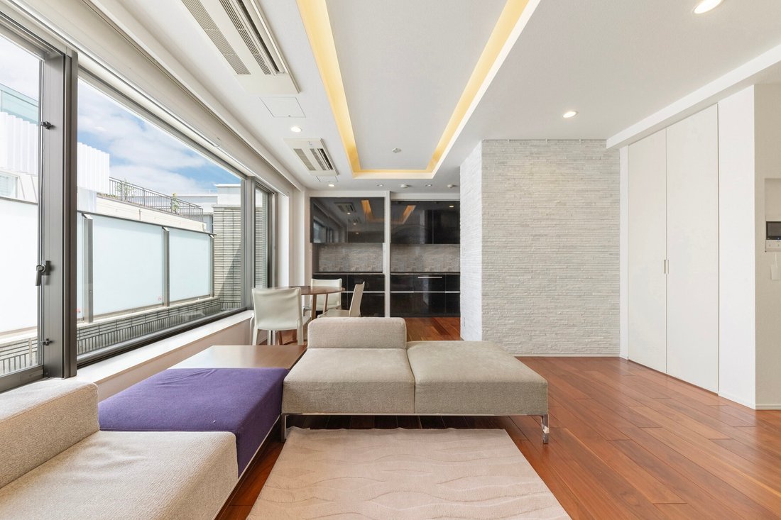 Condo in Minato City, Tokyo, Japan 2 - 18276744