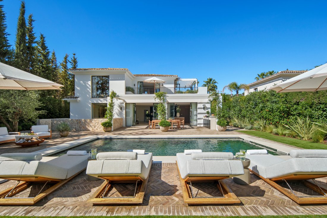 Villa in Puerto Banus, Marbella, Spain 1 - 18278120