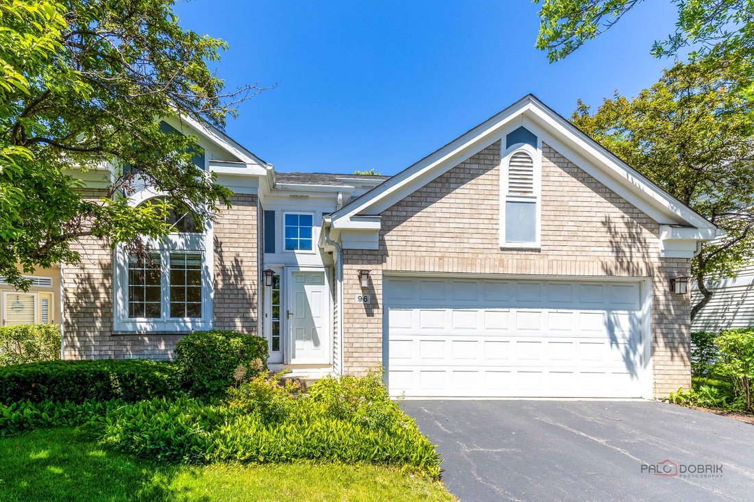 House in Buffalo Grove, Illinois, United States 1 - 18277440