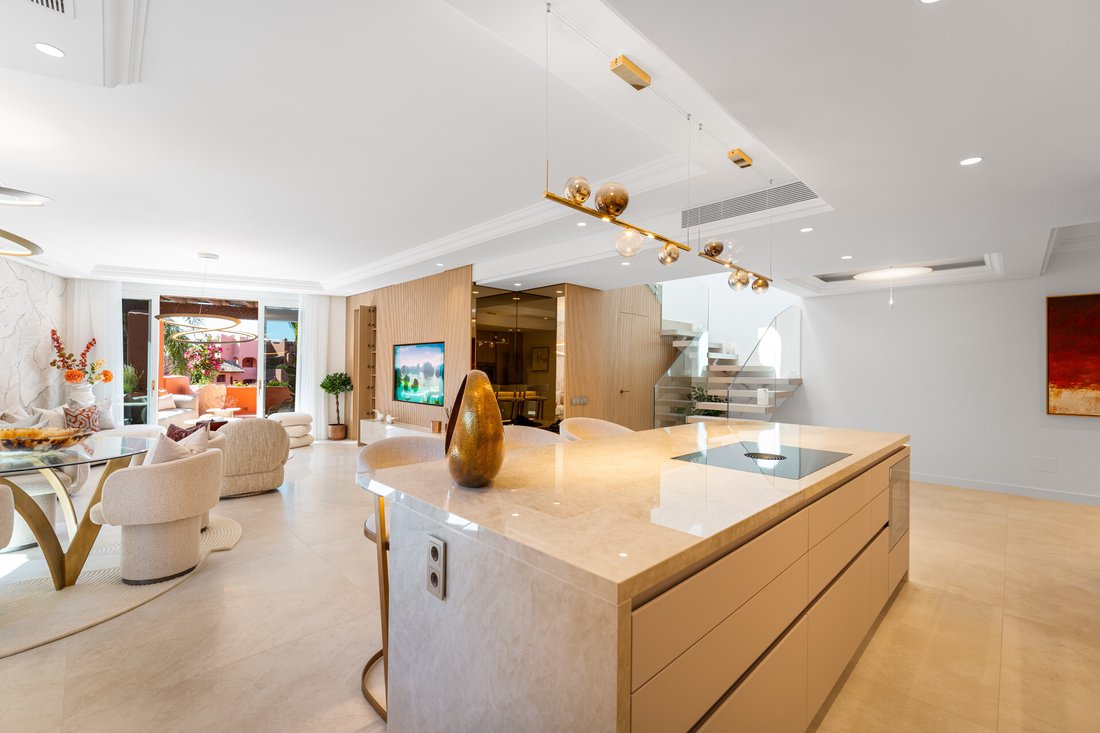 Penthouse in Estepona, Andalusia, Spain 5 - 18278288