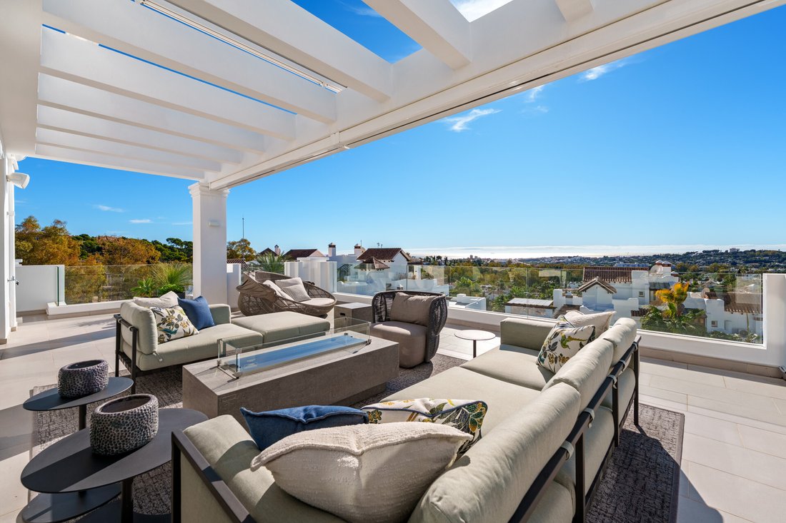 Penthouse in Nueva Andalucia, Marbella, Spain 1 - 18278235