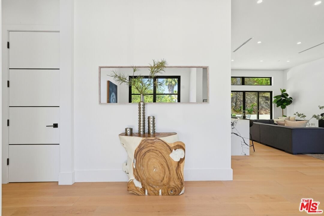 House in Los Angeles, California, United States 4 - 18278809