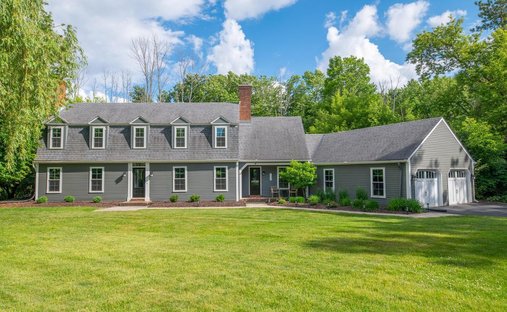 House in Thiensville, Wisconsin, United States 1