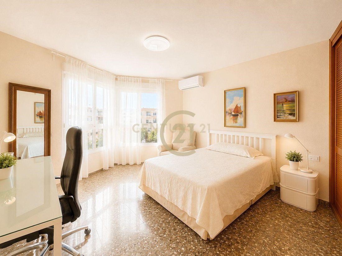 Apartment in Cruz de Humilladero, Malaga, Spain 3 - 18278387