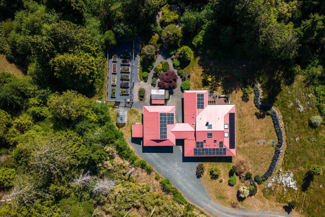 House in Sooke, British Columbia, Canada 3 - 17853352