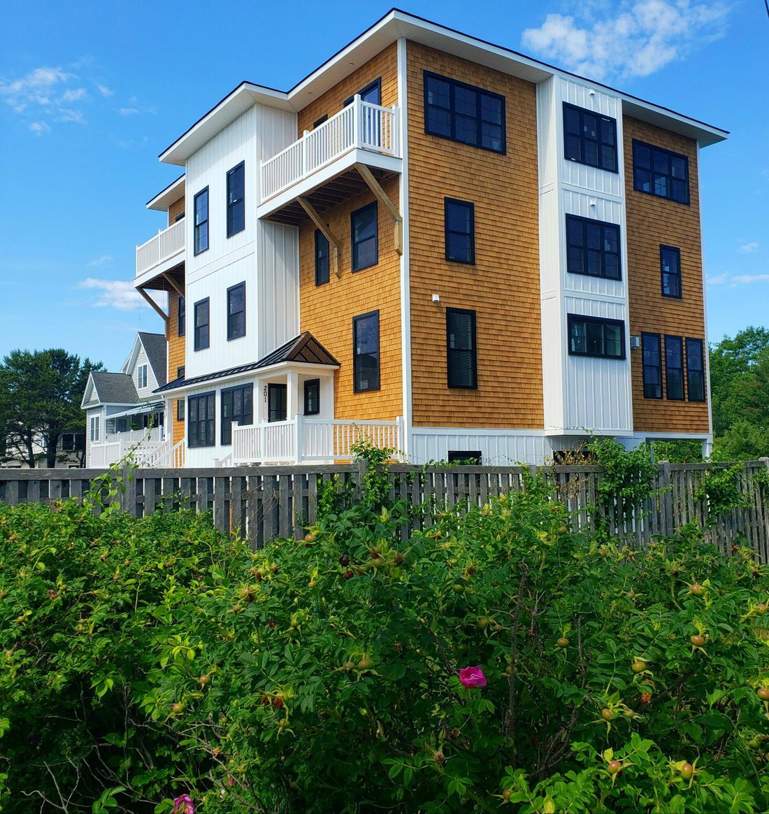 Condo in Old Orchard Beach, Maine, United States 1 - 18277615