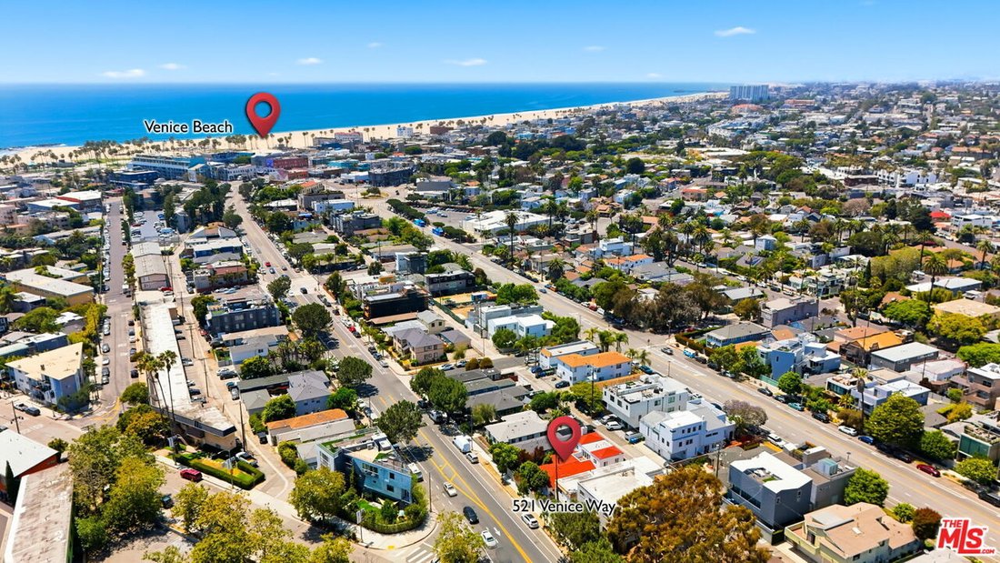Los Angeles, California, United States 3 - 18278826