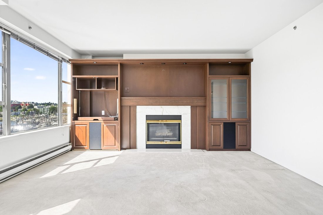 Condo in Vancouver, British Columbia, Canada 4 - 18276743