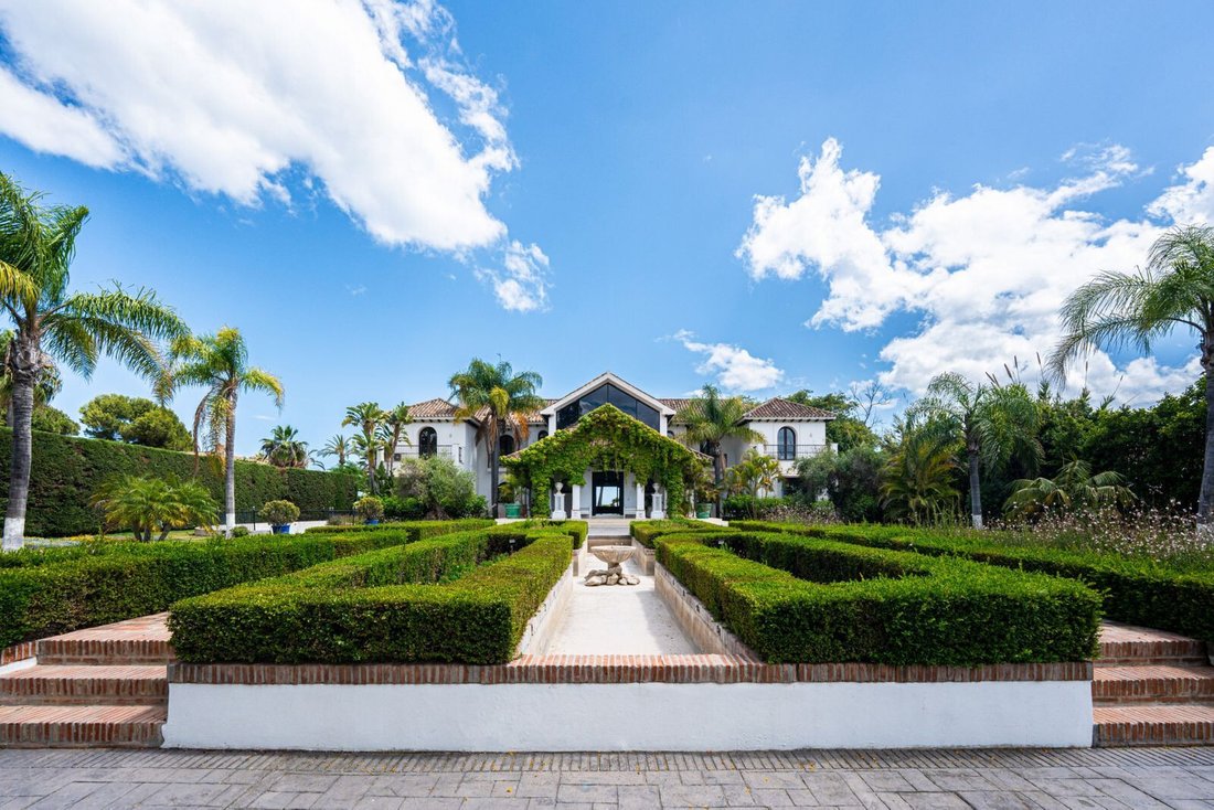 Villa in Estepona, Andalusien, Spanien 3 - 18278289