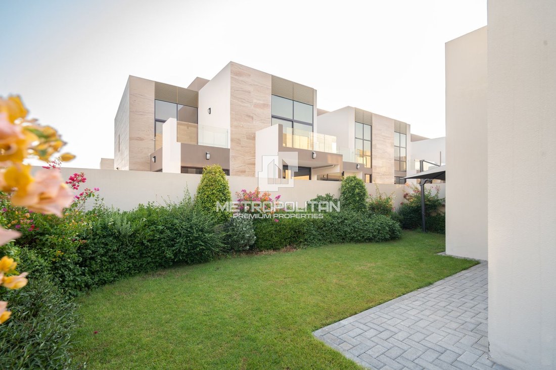 Townhouse in MBR City / Mohammed Bin Rashid City, Dubai, United Arab Emirates 1 - 17300684