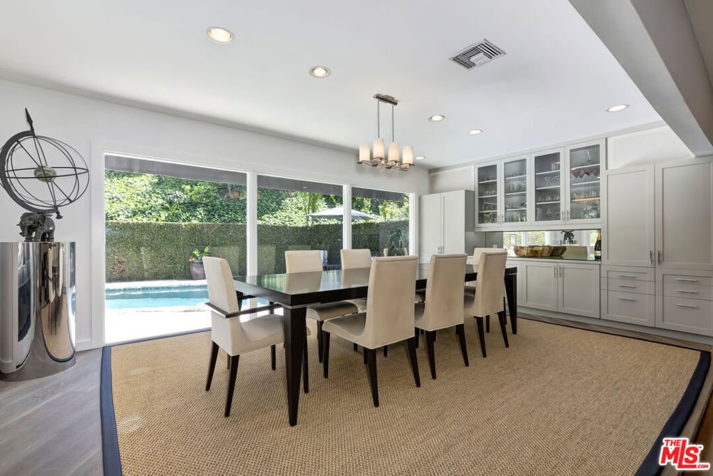 House in Los Angeles, California, United States 3 - 18276930
