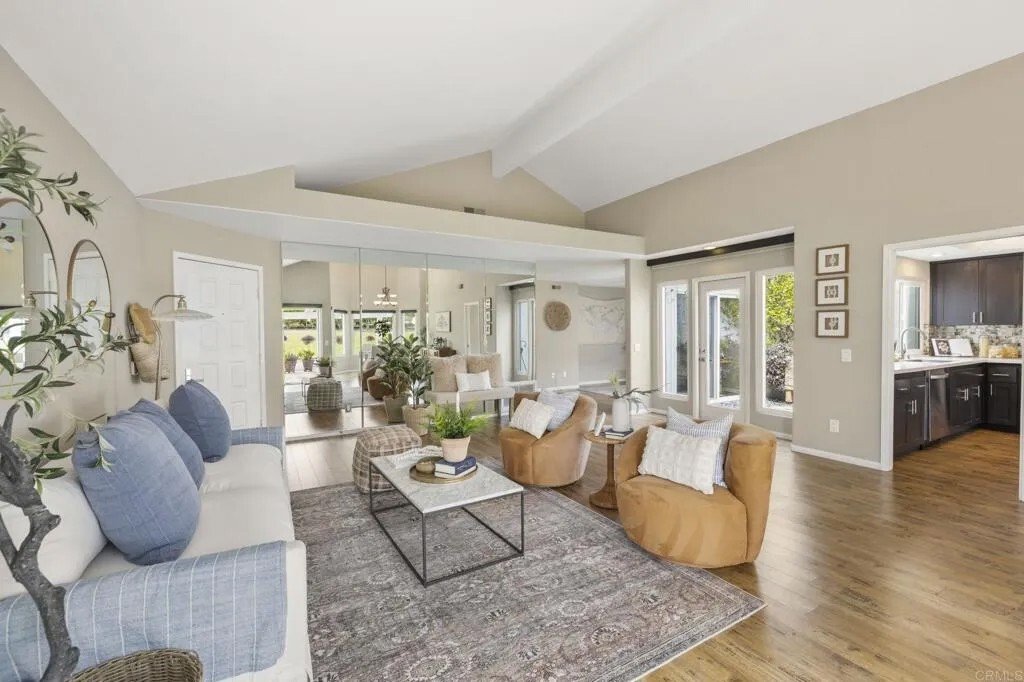 Condo in Oceanside, California, United States 5 - 18277838