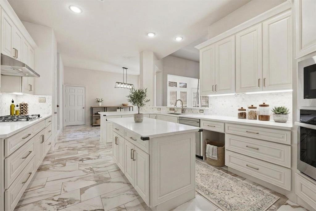 House in Plano, Texas, United States 3 - 18278012