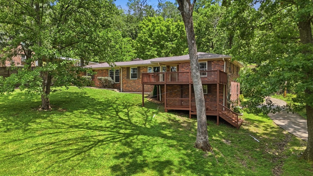 House in Nashville, Tennessee, United States 2 - 18277372