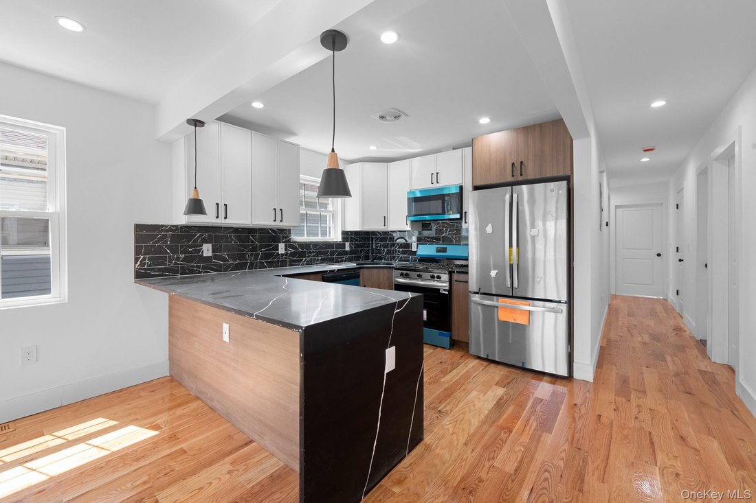 House in New York, New York, United States 5 - 18277080