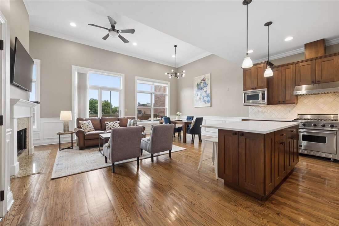 Condo in Chicago, Illinois, United States 2 - 18278671
