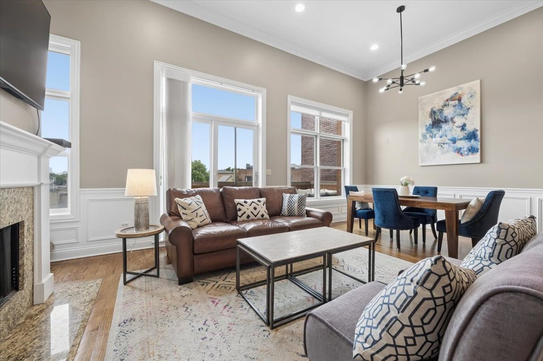 Condo in Chicago, Illinois, United States 3 - 18278671