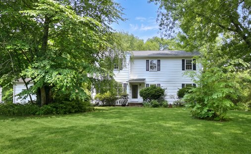 House in Trumbull, Connecticut, United States 1