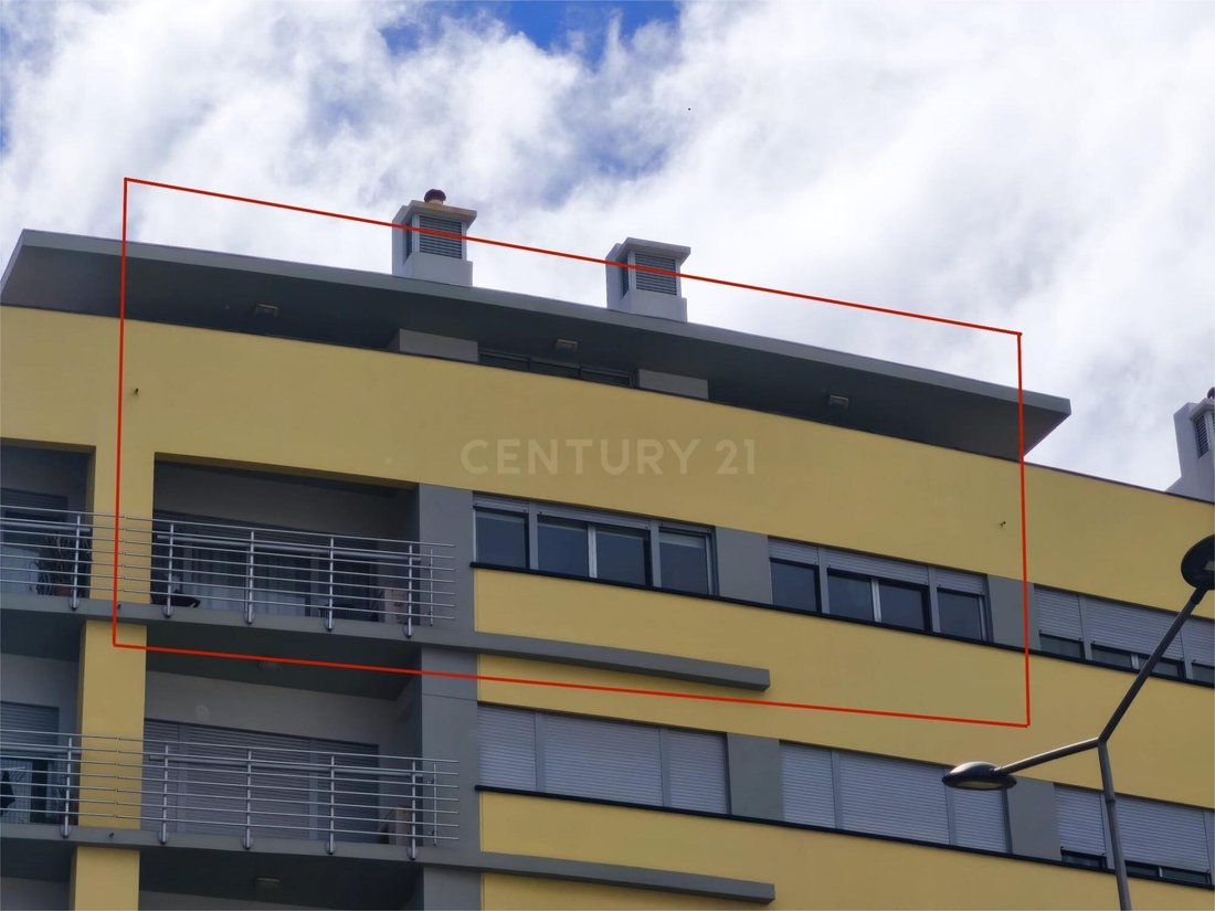 Apartment in Ponta Delgada (Sao Pedro), Azores, Portugal 2 - 18278407